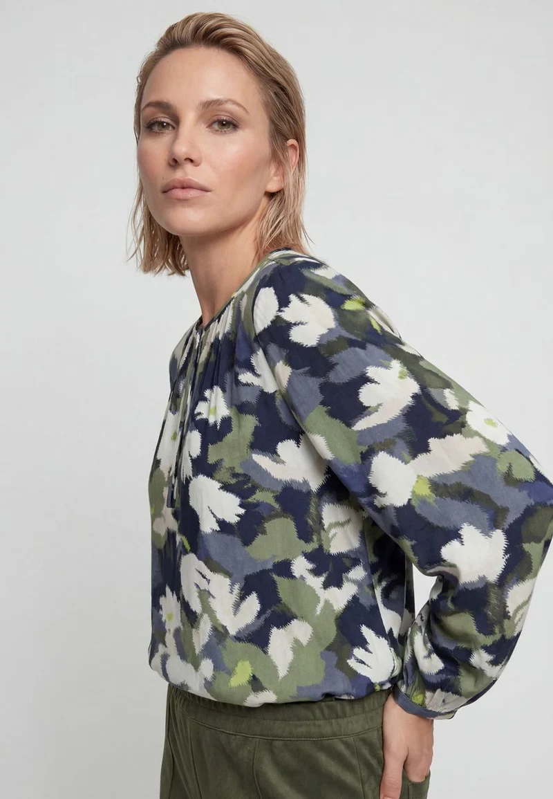 Blouse Woven Long Sleeves