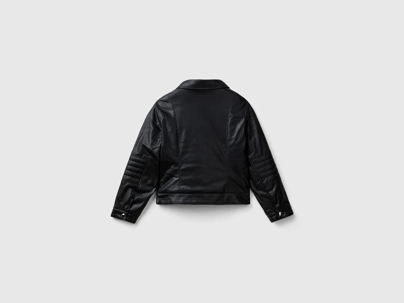 Bikerjacke aus beschichtetem Stoff