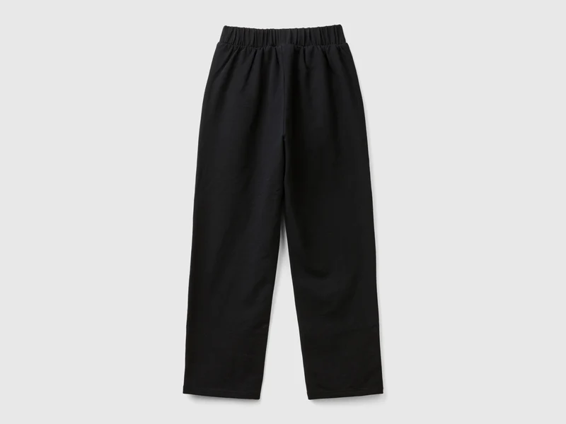 Hose mit Applikation mit Schmuck-Effekt