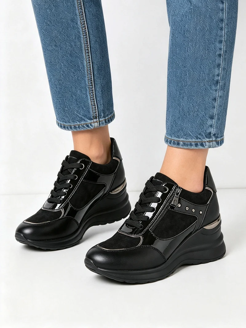 Sneakers donna con zeppa lacci e zip - nero