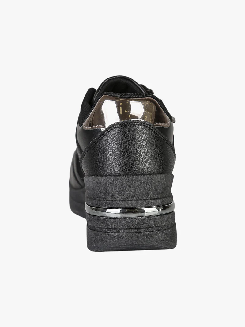 Sneakers donna in ecopelle con zeppa e dettagli brillantinati - nero
