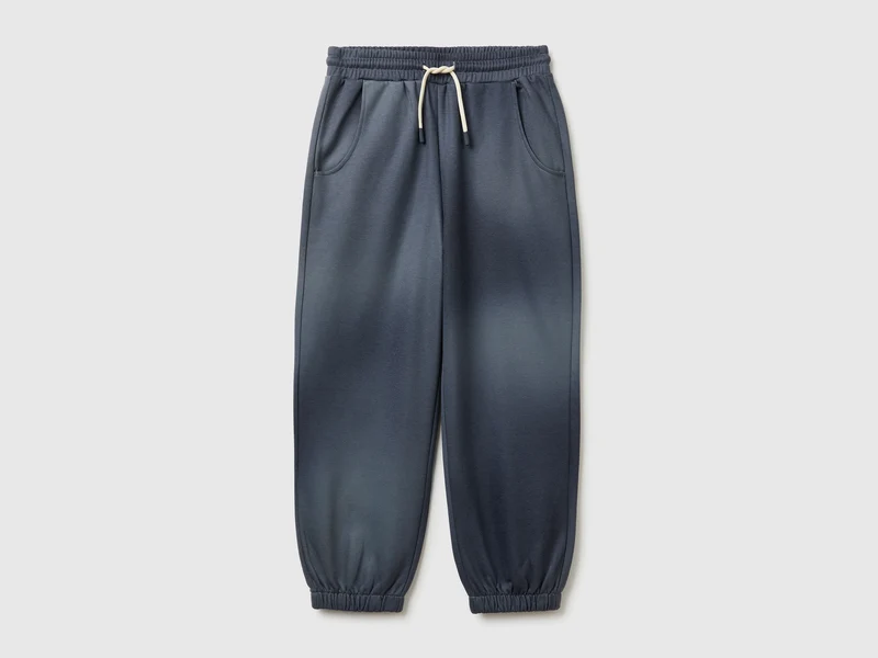 Jogginghose mit verblasstem Print