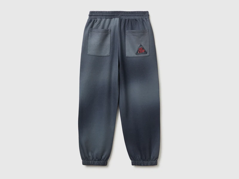 Jogginghose mit verblasstem Print