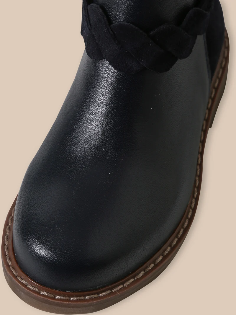 Mädchen-Boots mit Lederflechtung