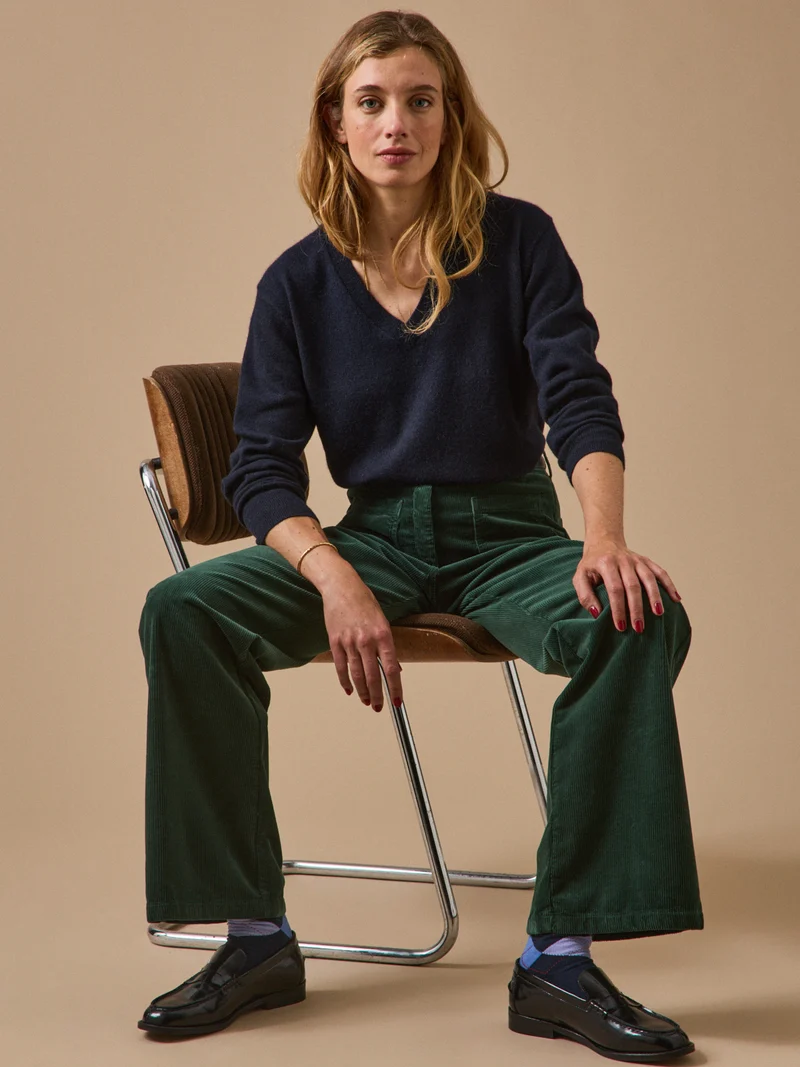 Damenpullover mit V-Ausschnitt - Cashmere-Kollektion