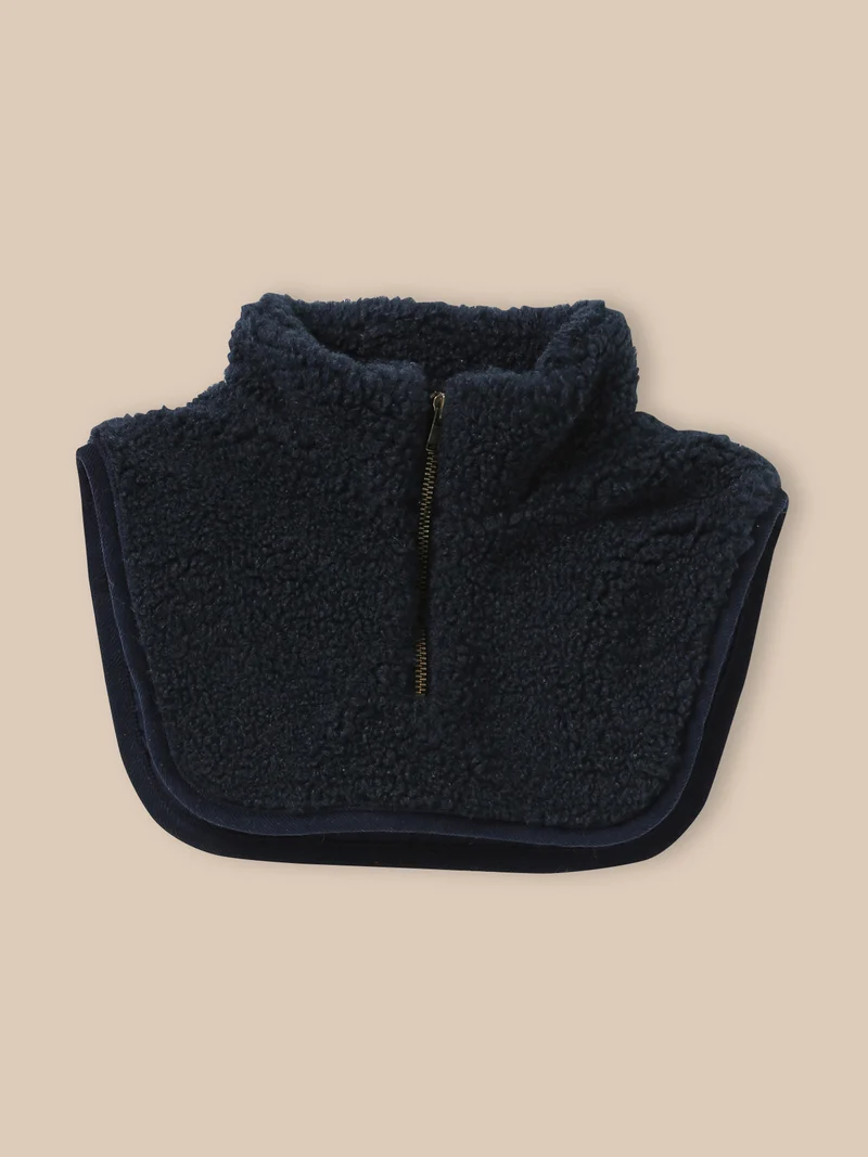 Jungen-Kragen aus Sherpa, abnehmbar.