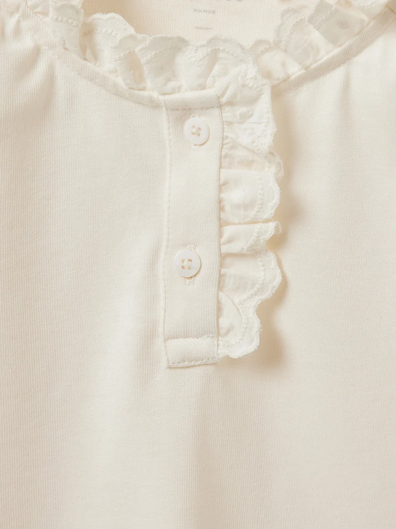 Mädchen-Shirt mit Stickerei und Stehkragen – Bio-Baumwolle