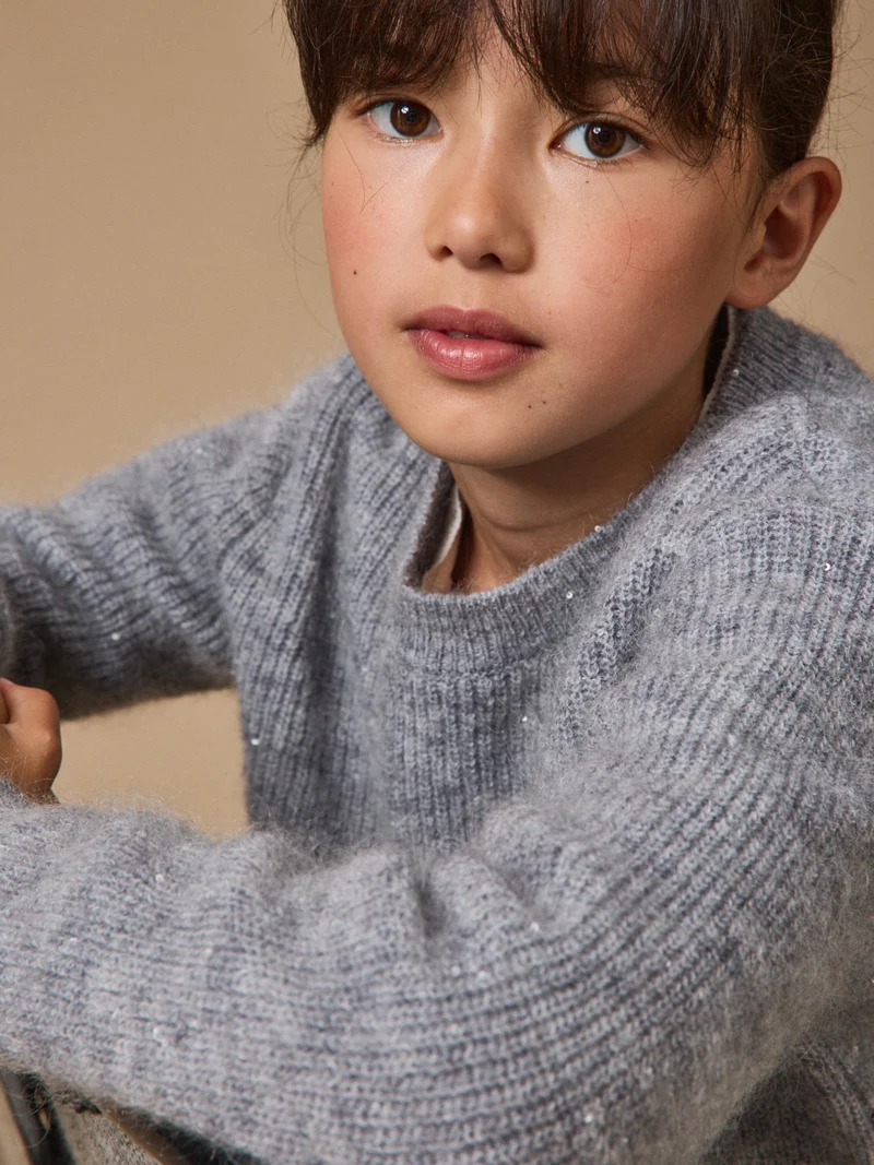 Mädchenpullover aus Wolle und Mohair