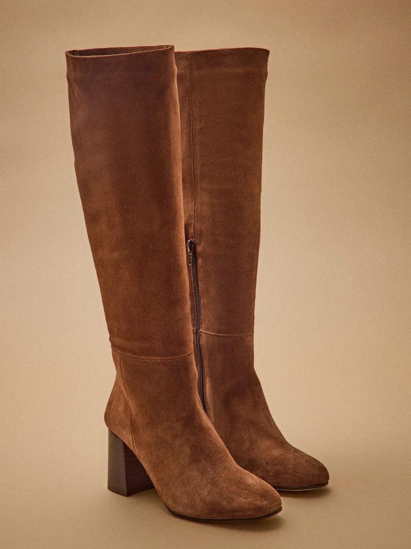 Damen-Stiefel mit Absatz aus Veloursleder