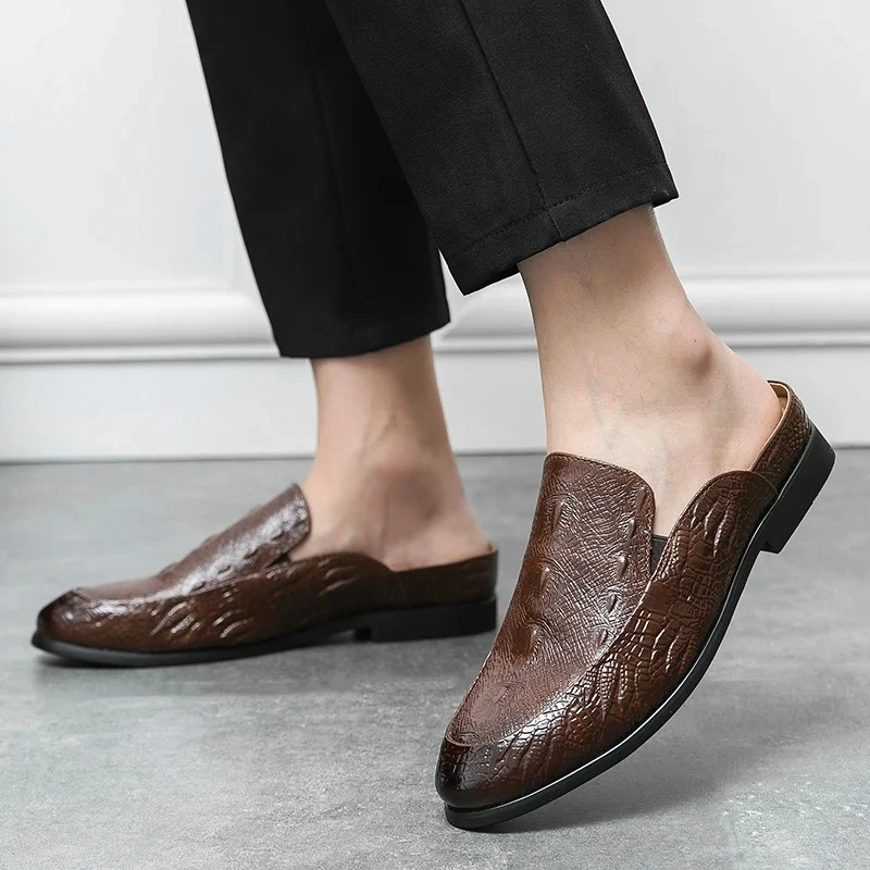 Elegant Crocodile Print Dress Shoes