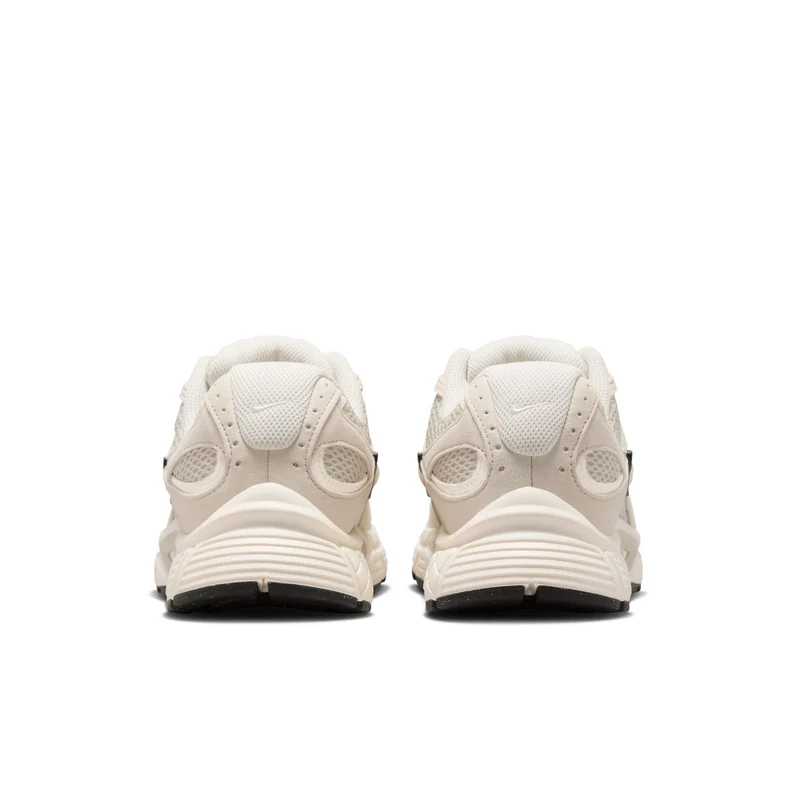 NIKE V5 RNR Damen Sneaker mit Retro-Design