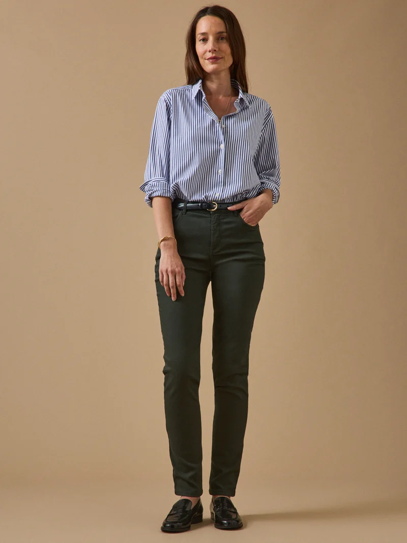 Farbenfrohe Slim Fit Damenhose Aude