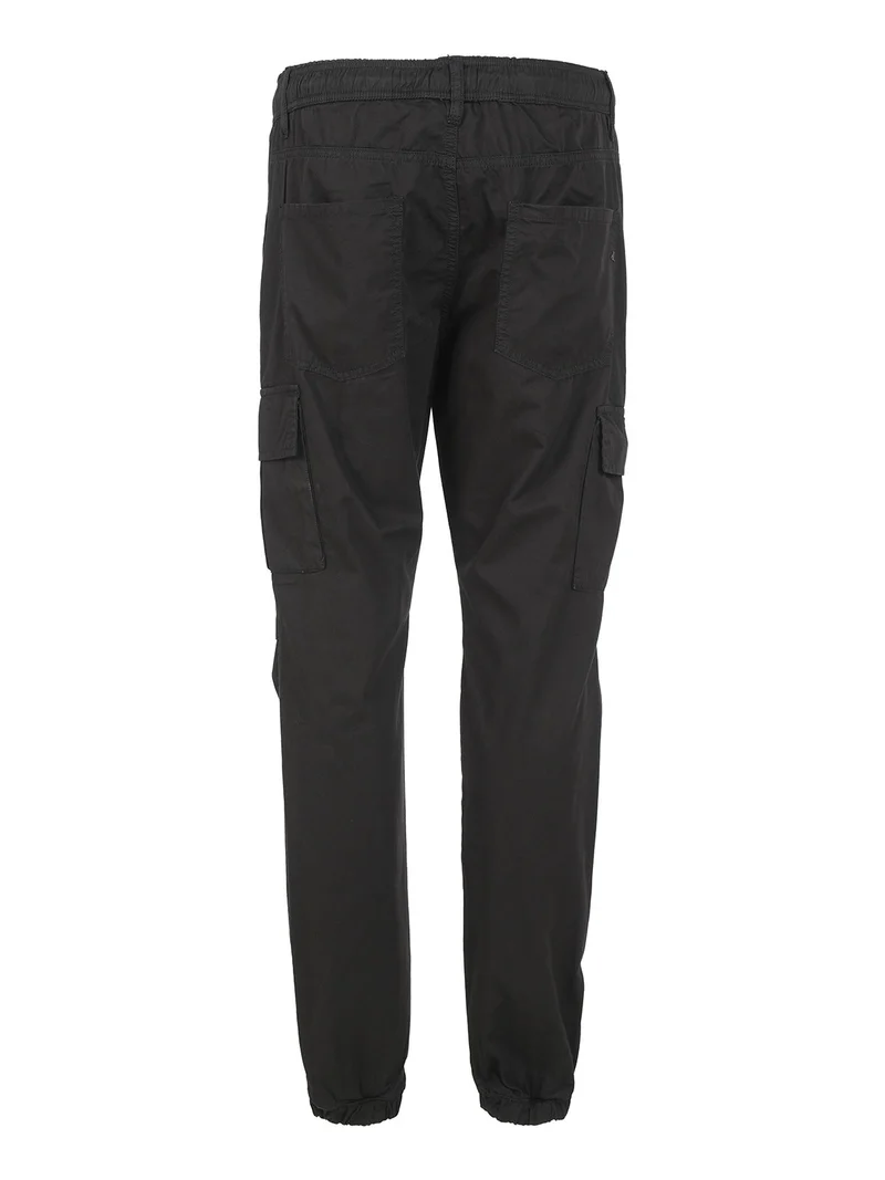 Pantaloni da uomo con tasconi e coulisse - nero