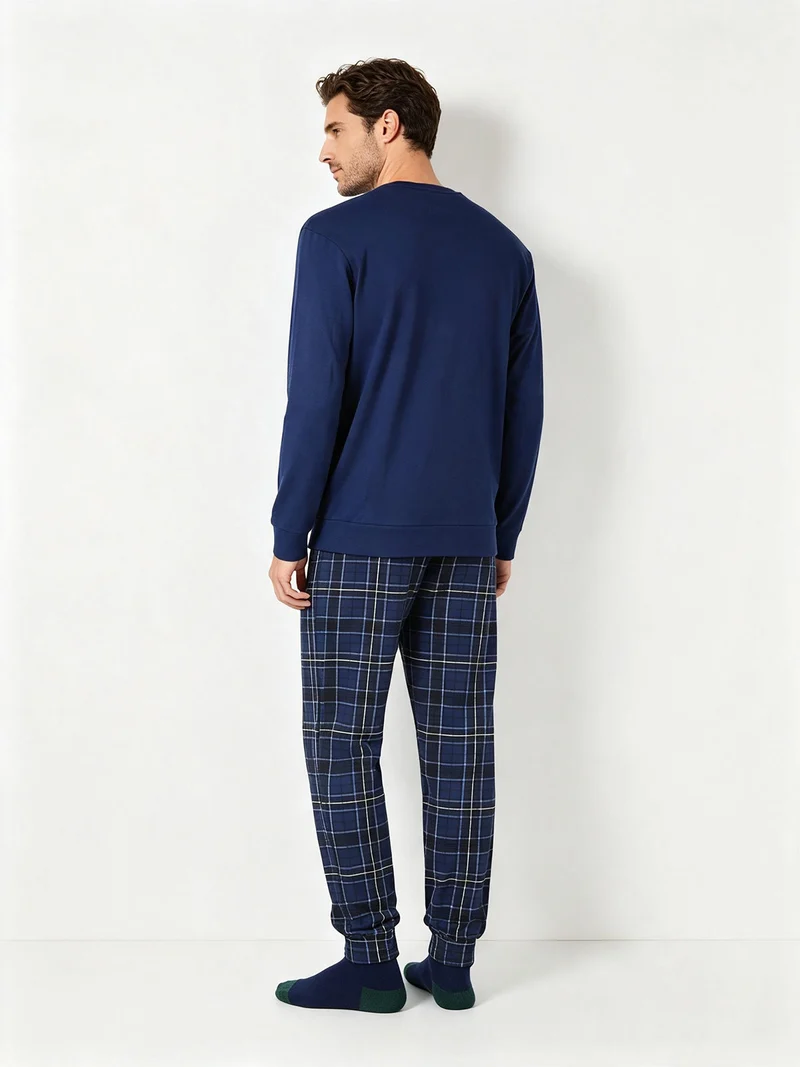 Pigiama lungo da uomo in cotone con pantaloni a quadri e calze incluse - blu scuro