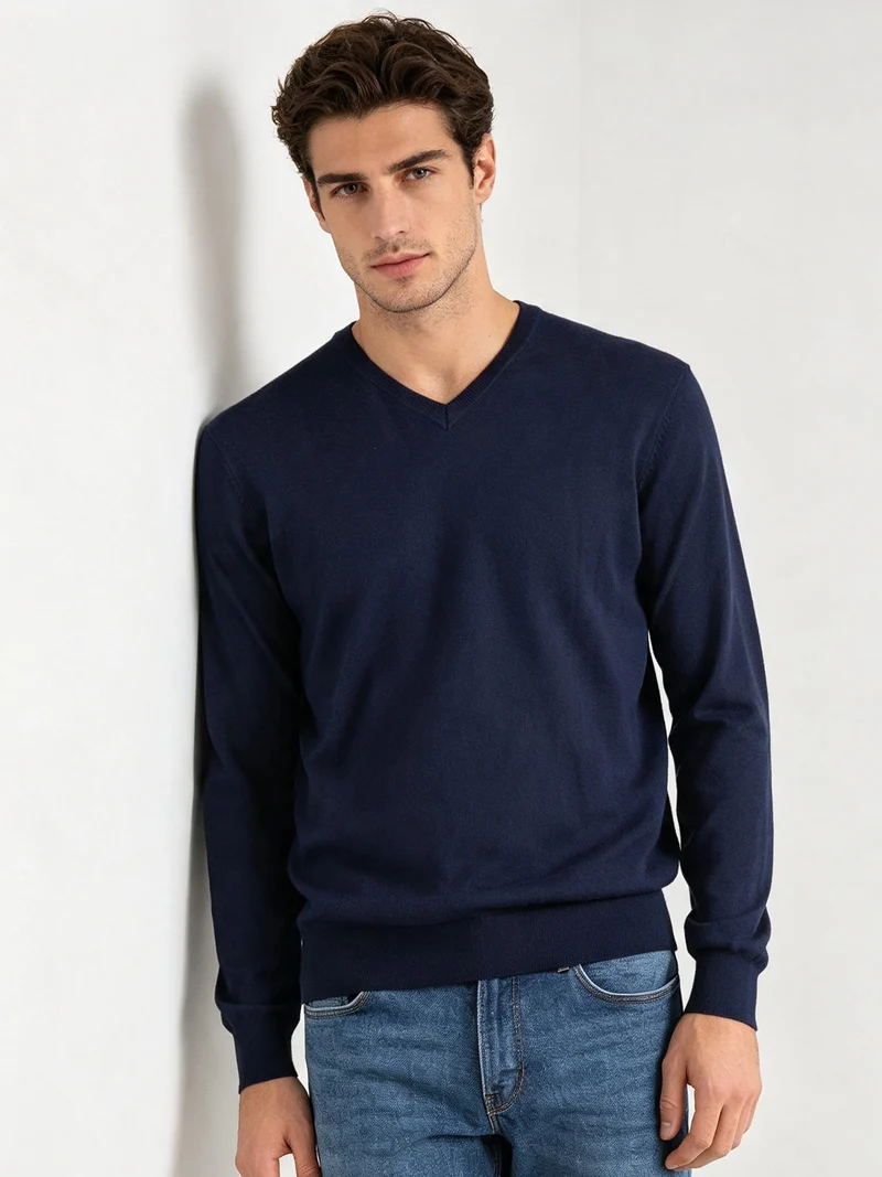 Pullover da uomo in maglia con scollo a V - blu