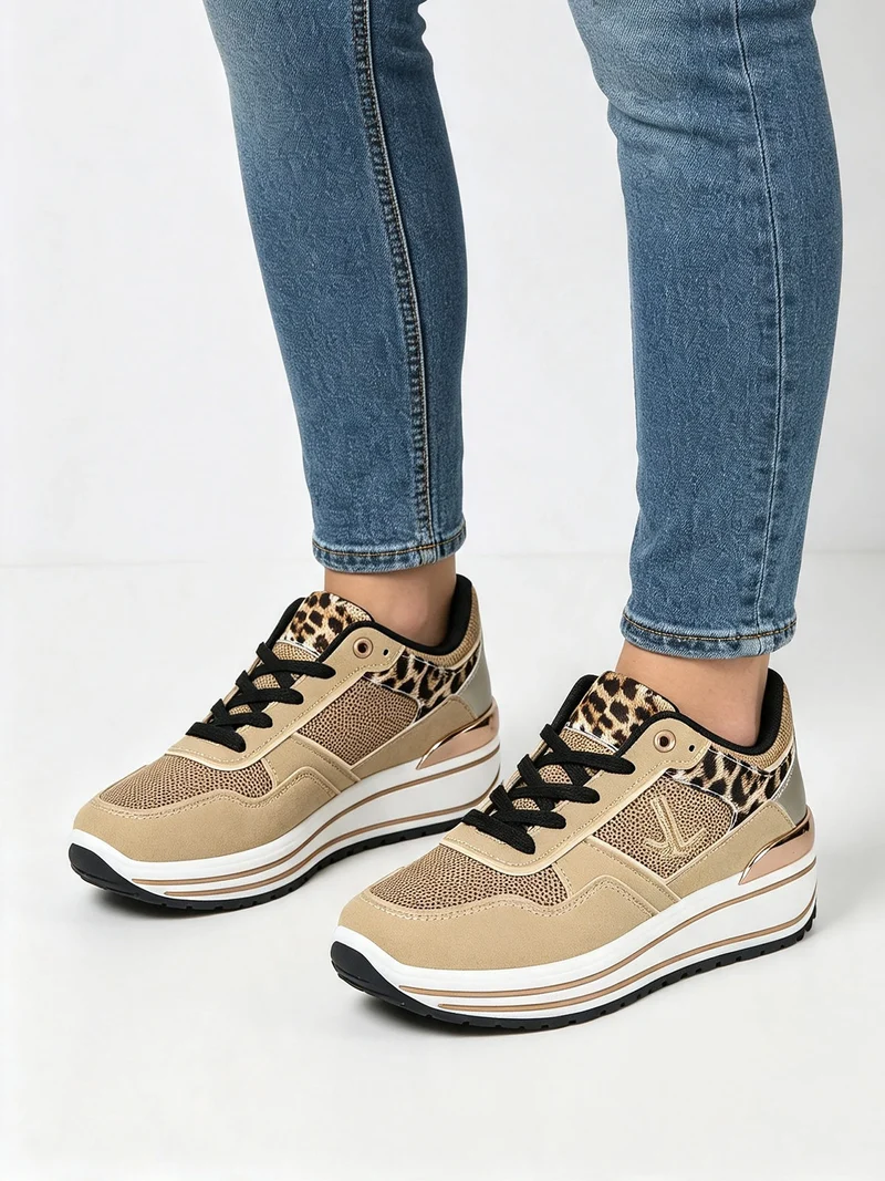 Sneakers donna con zeppa e dettagli animalier - sabbia
