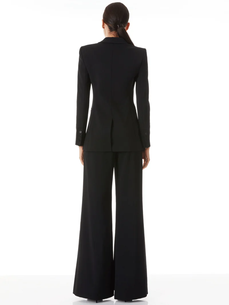 BREANN LANGER TAILLIERTER BLAZER