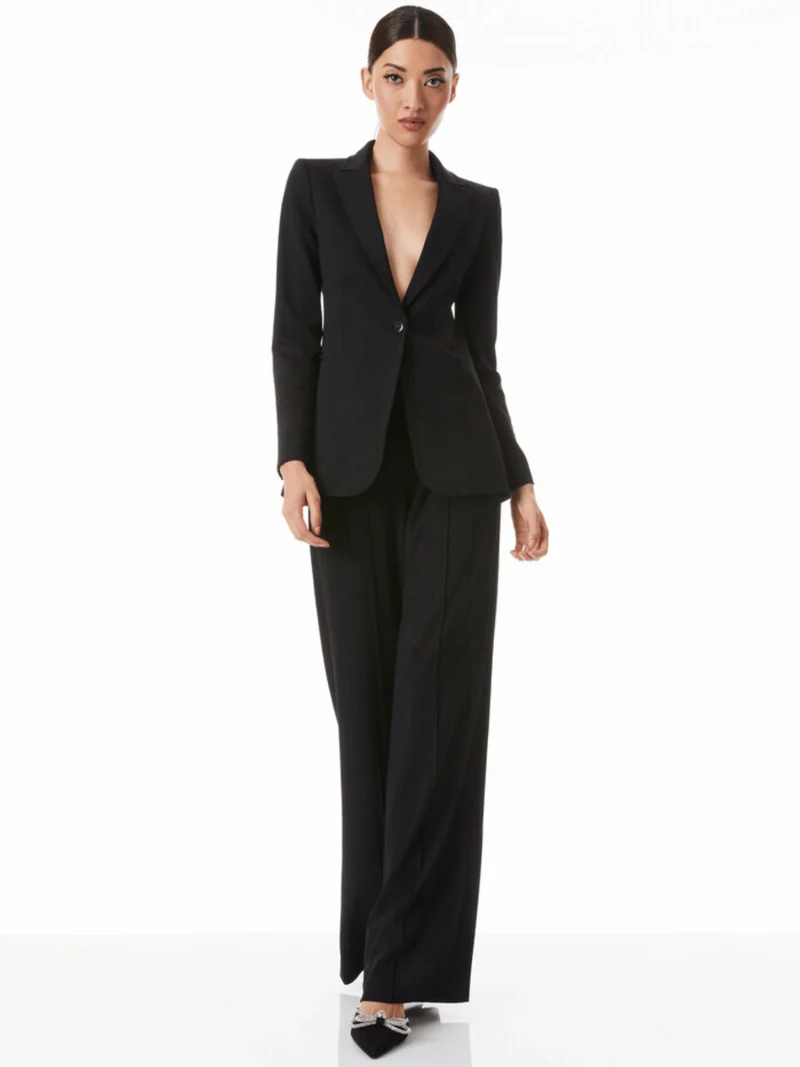 BREANN LANGER TAILLIERTER BLAZER
