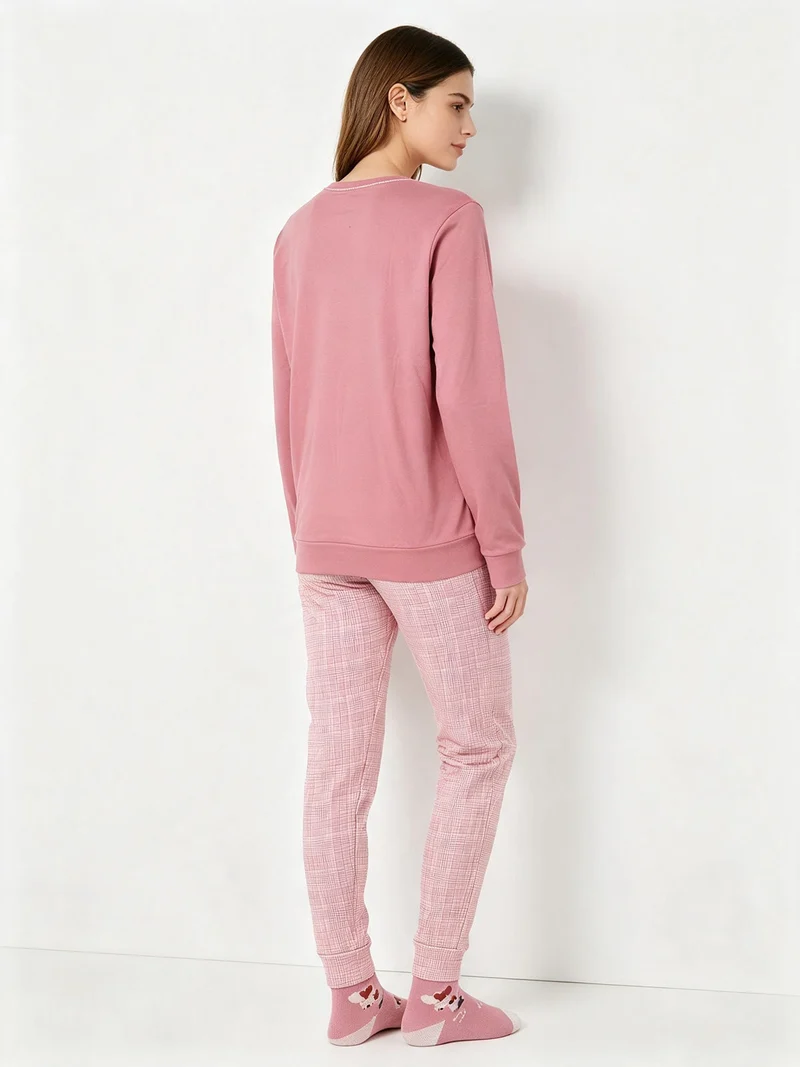 Pigiama lungo da donna in cotone con pantaloni a quadri e calze incluse - rosa