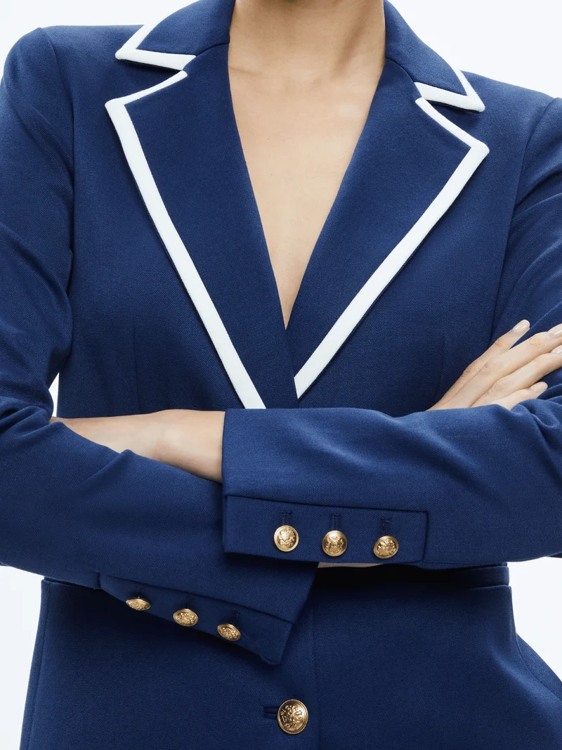BREANN LANGER TAILLIERTER BLAZER