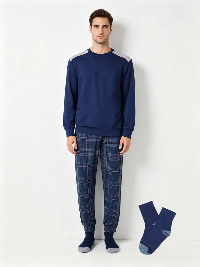 Pigiama lungo da uomo in cotone con pantaloni a quadri e calze incluse - blu scuro