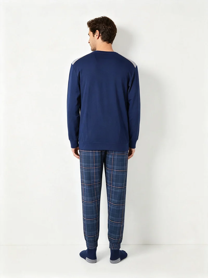 Pigiama lungo da uomo in cotone con pantaloni a quadri e calze incluse - blu scuro