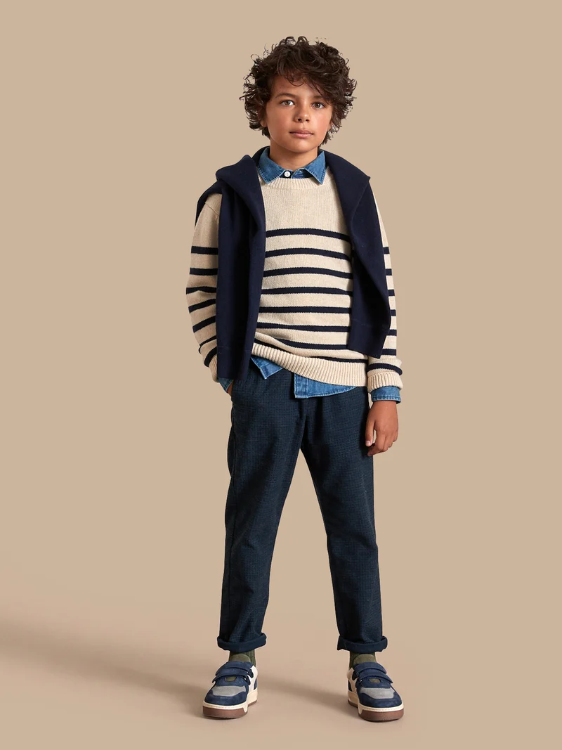 Jungenpullover im Marinelook mit hohem Wollanteil