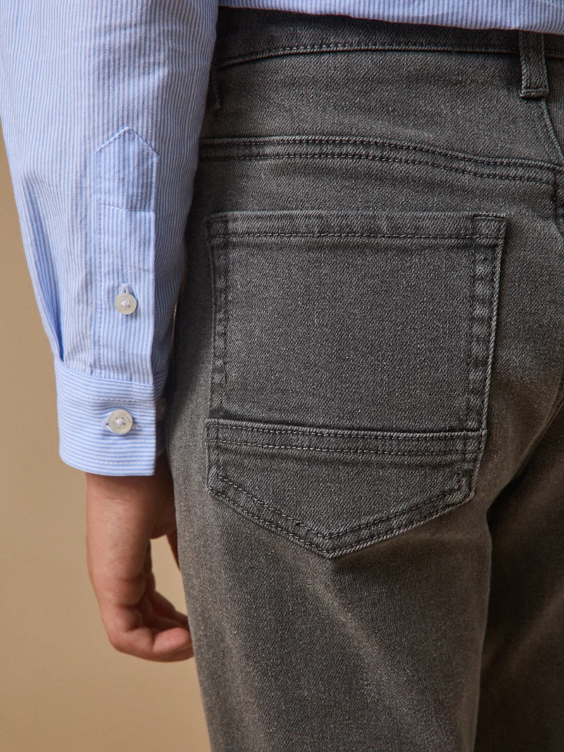 Jungenhose aus Denim, locker geschnitten