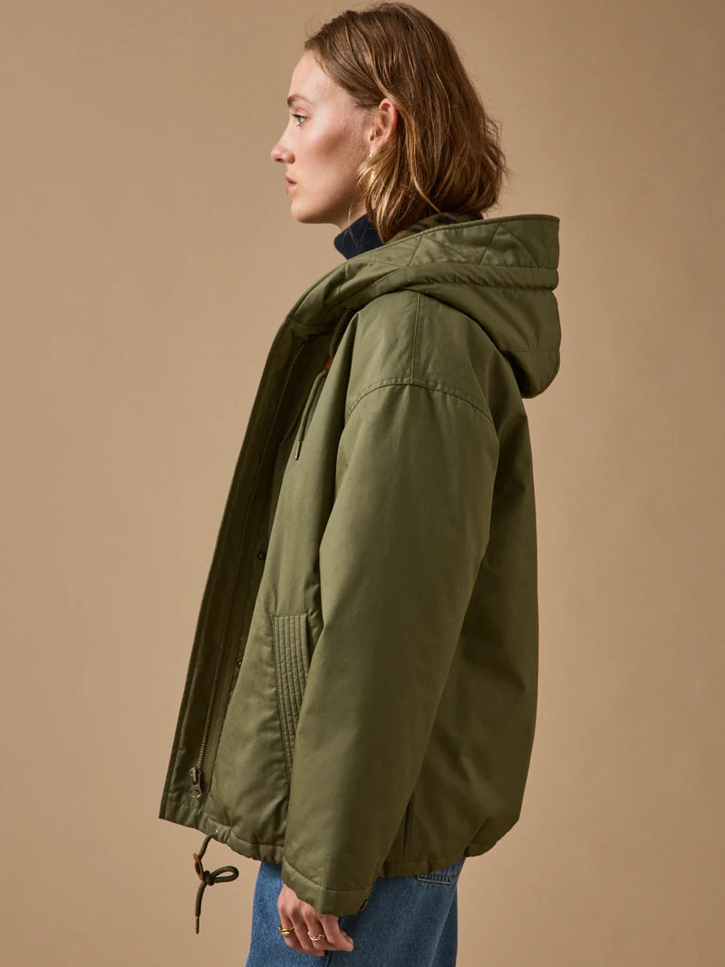 Kurzer Damen-Parka mit Webpelz-Futter