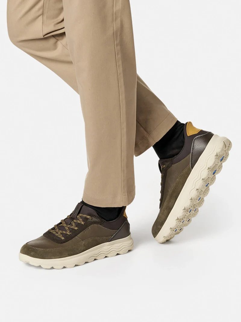 SPHERICA PLUS Sneakers slip in da uomo con dettagli in pelle - caffè