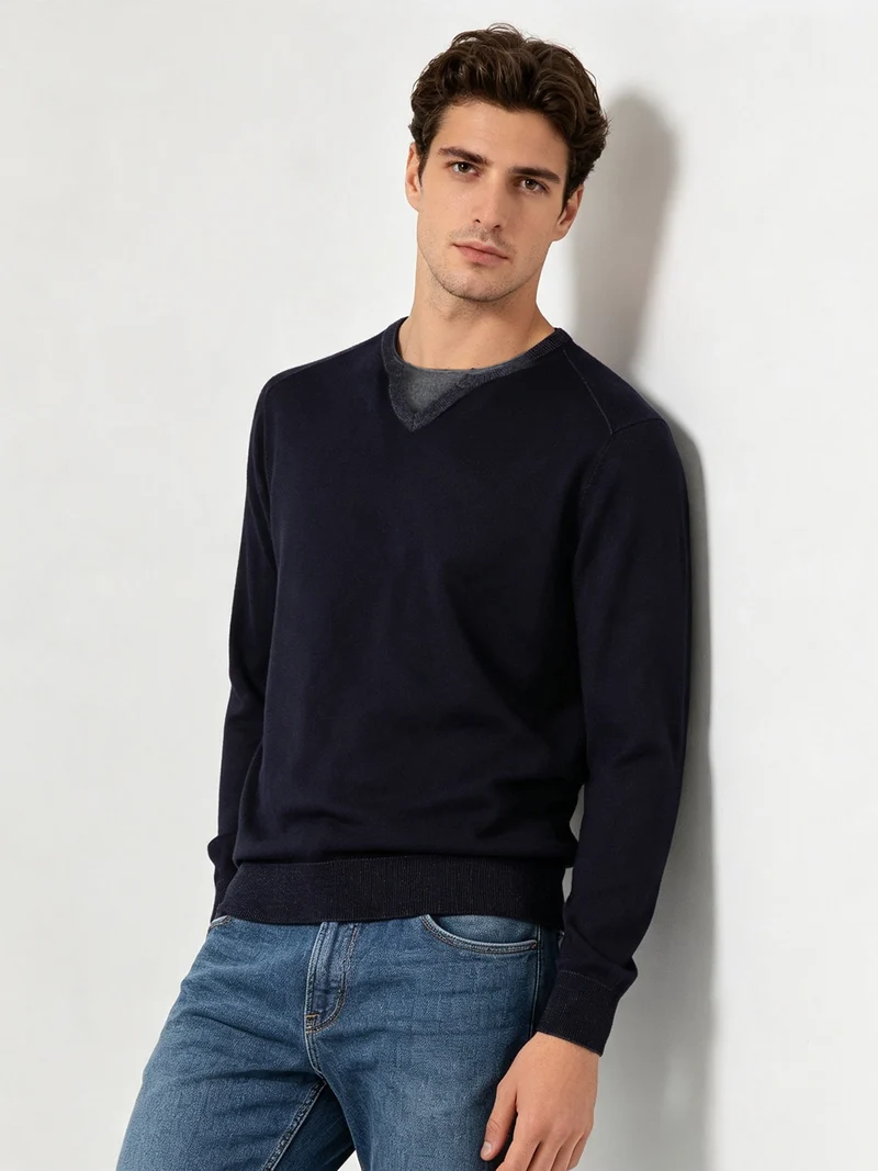Pullover da uomo in maglia con doppio scollo - blu scuro