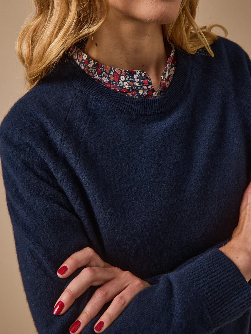 Damenpullover mit rundem Halsausschnitt - Cashemere-Kollektion