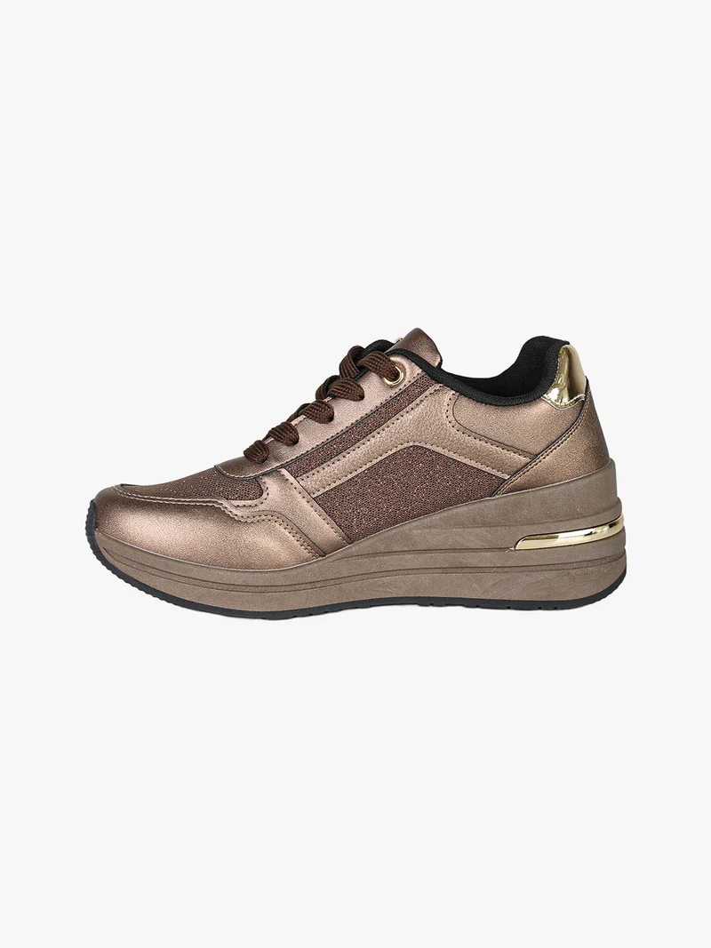 Sneakers donna in ecopelle con zeppa e dettagli brillantinati - bronzo