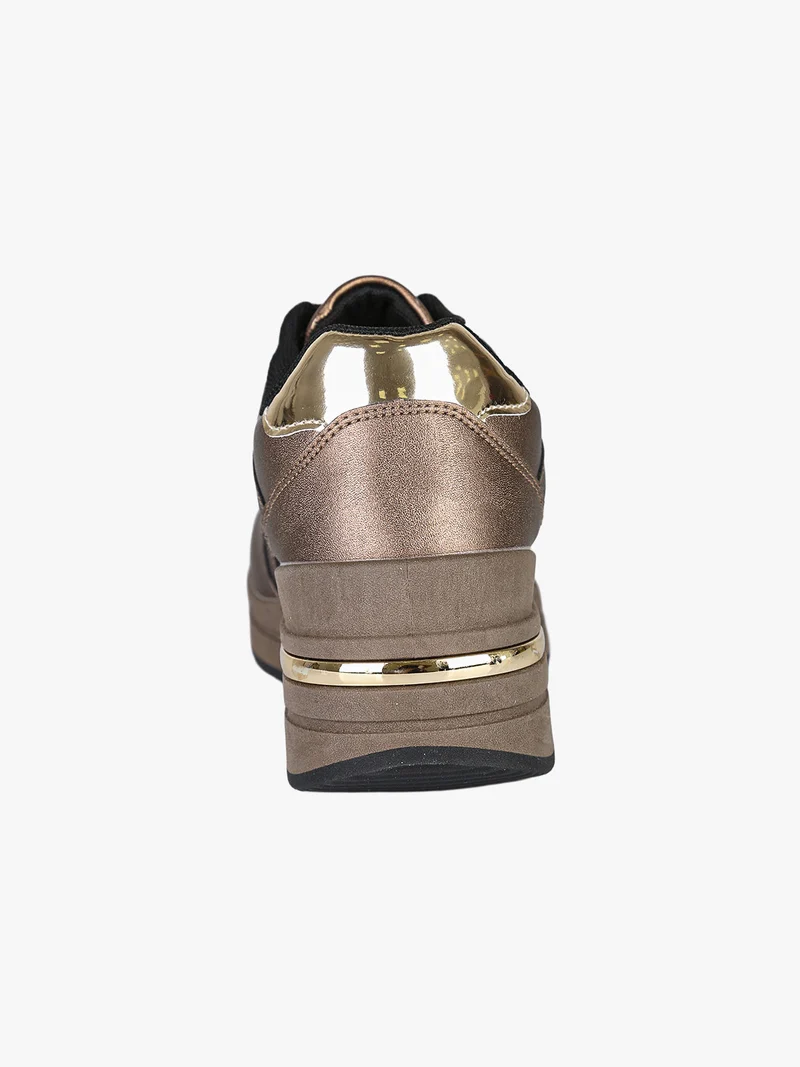 Sneakers donna in ecopelle con zeppa e dettagli brillantinati - bronzo