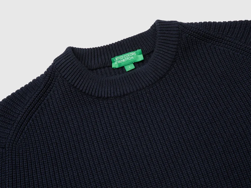 Pullover aus Wollmischung in regulärer Passform