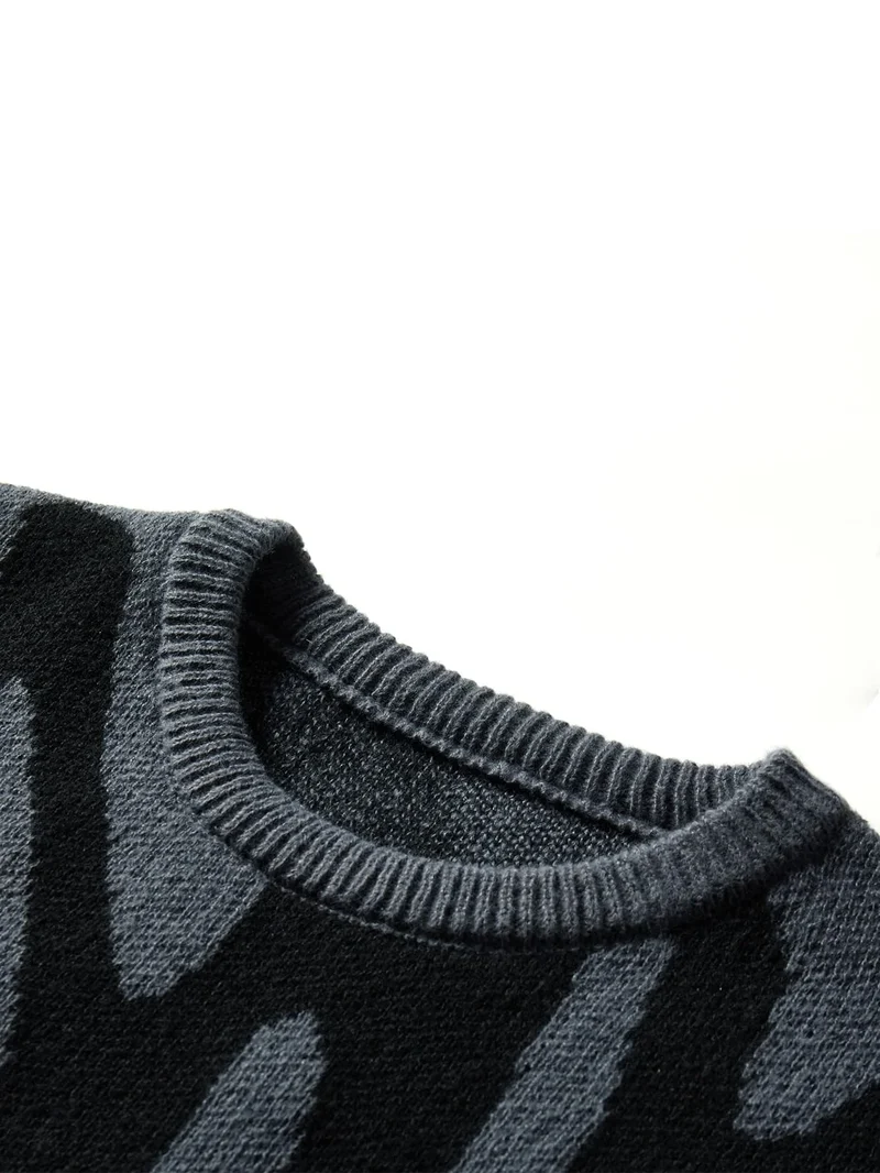 Elegant Pattern Sweater