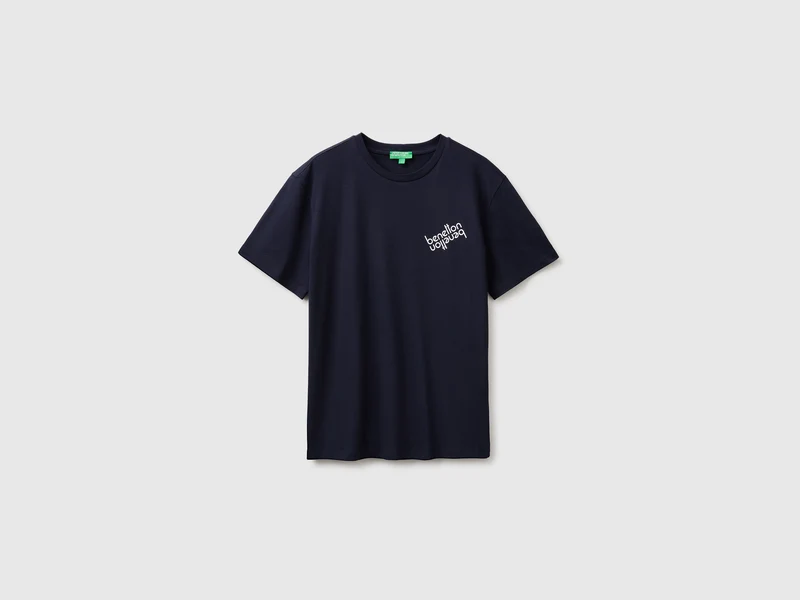 Normal geschnittenes T-Shirt mit Logo