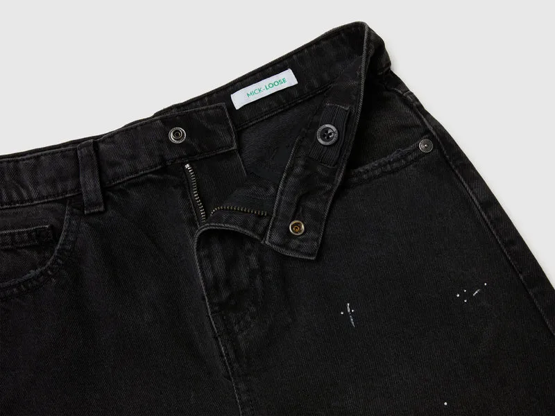 Locker sitzende Jeans