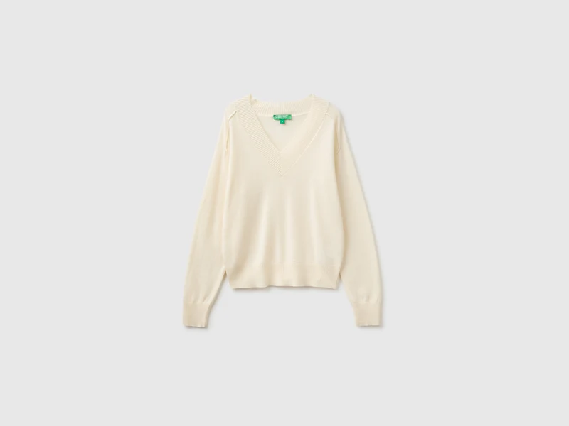 Weicher V-Ausschnitt-Pullover