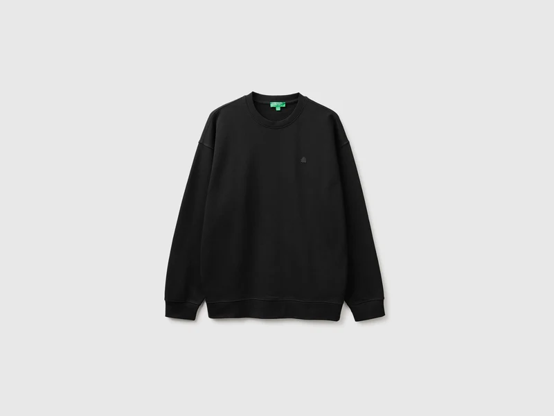 Geschlossenes Sweatshirt mit Logoaufnäher
