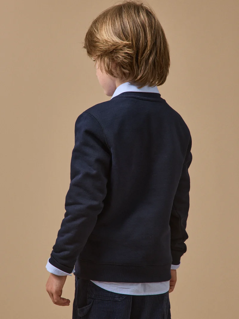 Jungen-Sweatshirt mit Stickerei