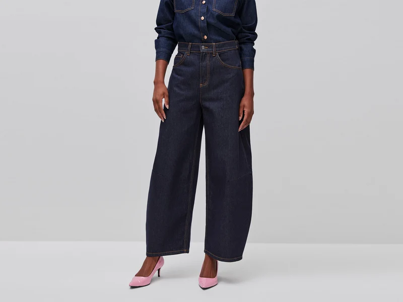 Barrel-Fit-Jeans