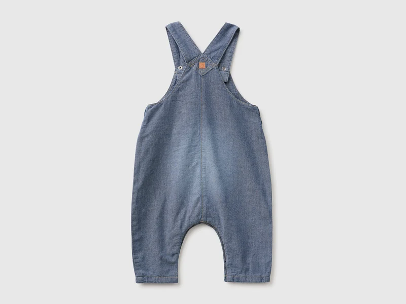 Chambray-Latzhose im Baggy Fit