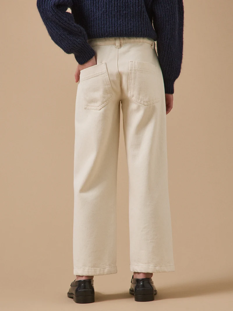 Mädchenhose, gerade geschnitten, aus Denim