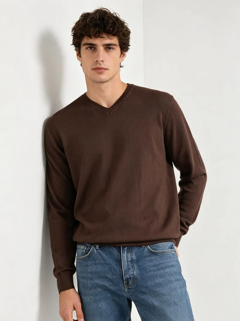 Pullover da uomo in maglia con scollo a V - moro