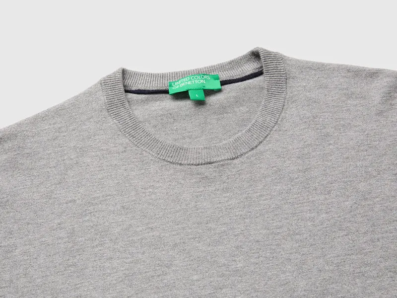 Pullover aus Viskosemischung