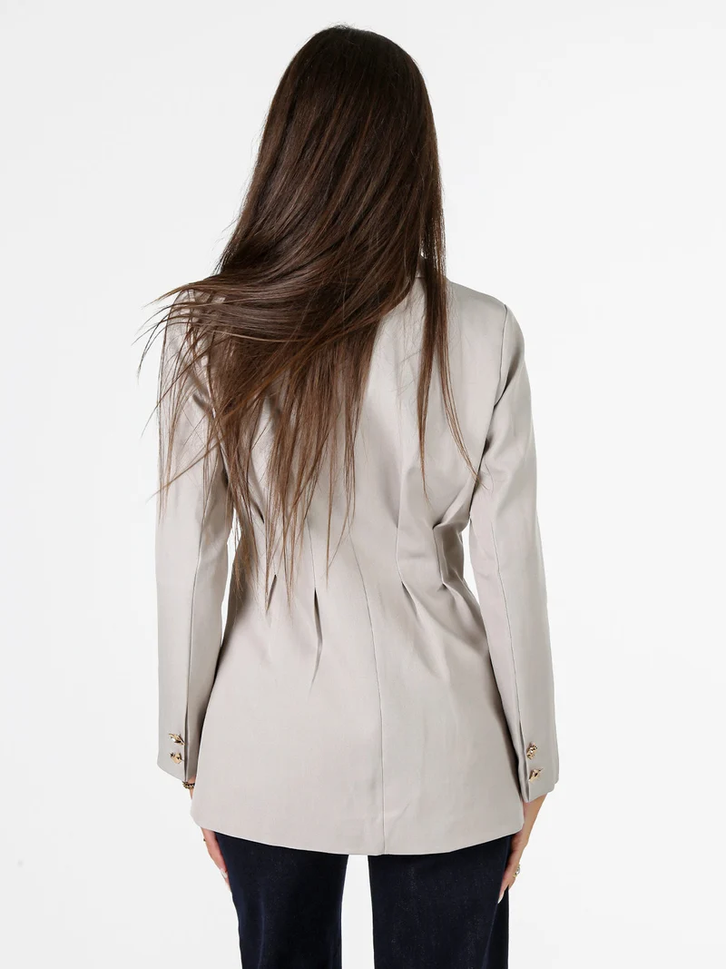 Blazer donna elegante con bottoni dorati a doppiopetto - beige