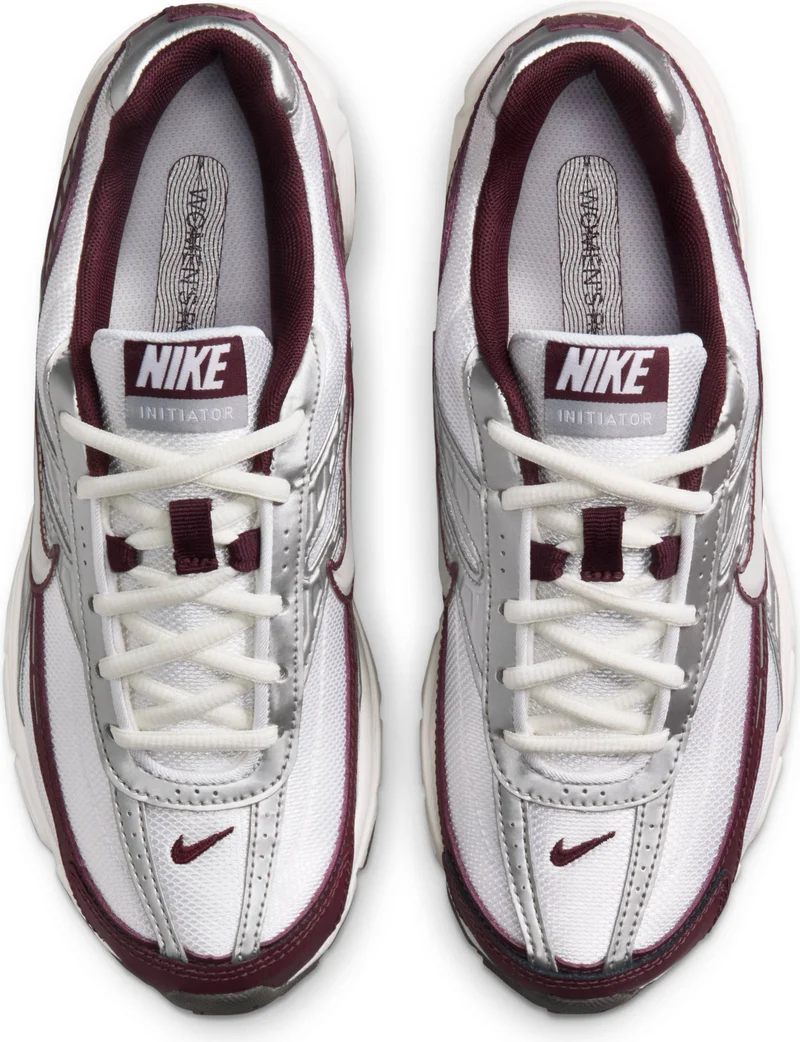 NIKE WMNS Initiator Damen Sneaker mit atmungsaktivem Obermaterial