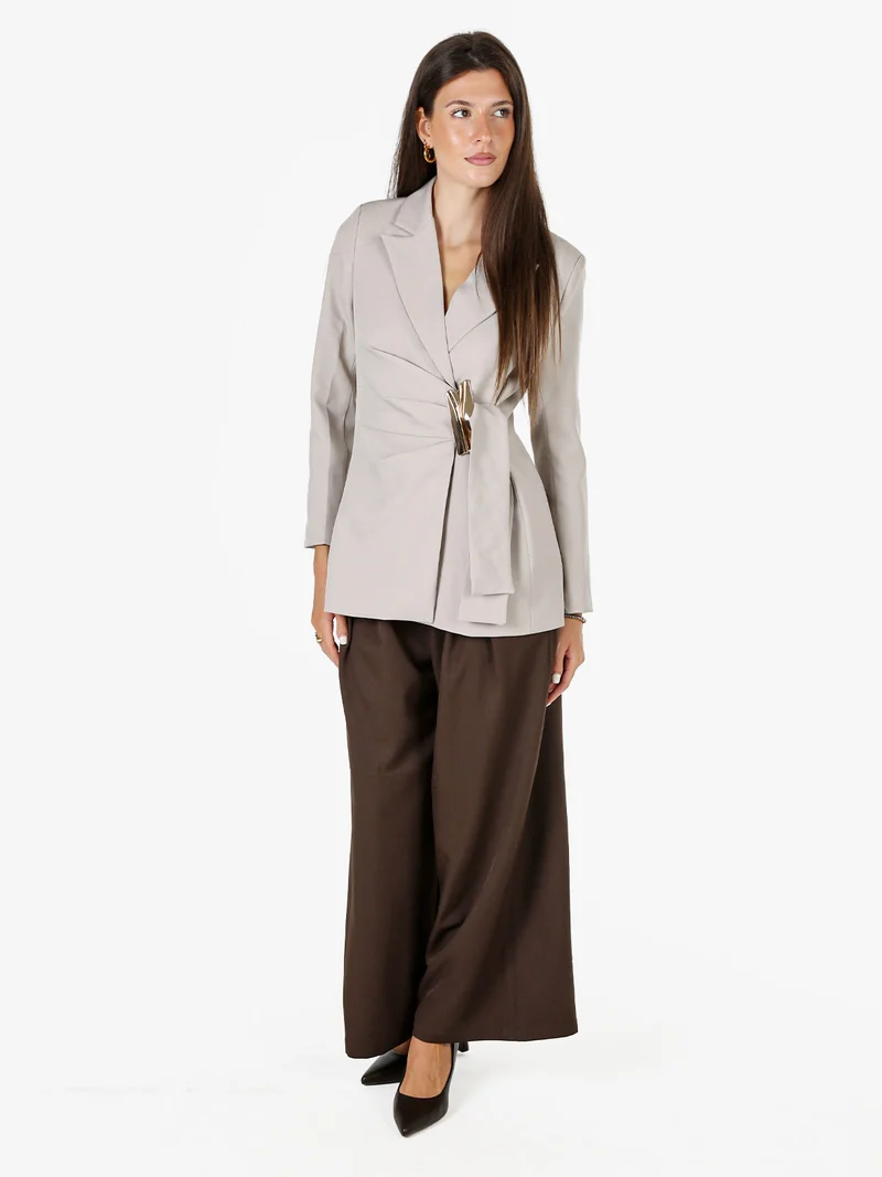 Blazer donna con dettaglio dorato - beige