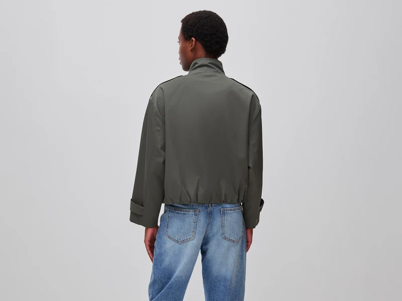 Kurzer zweireihiger Blazer